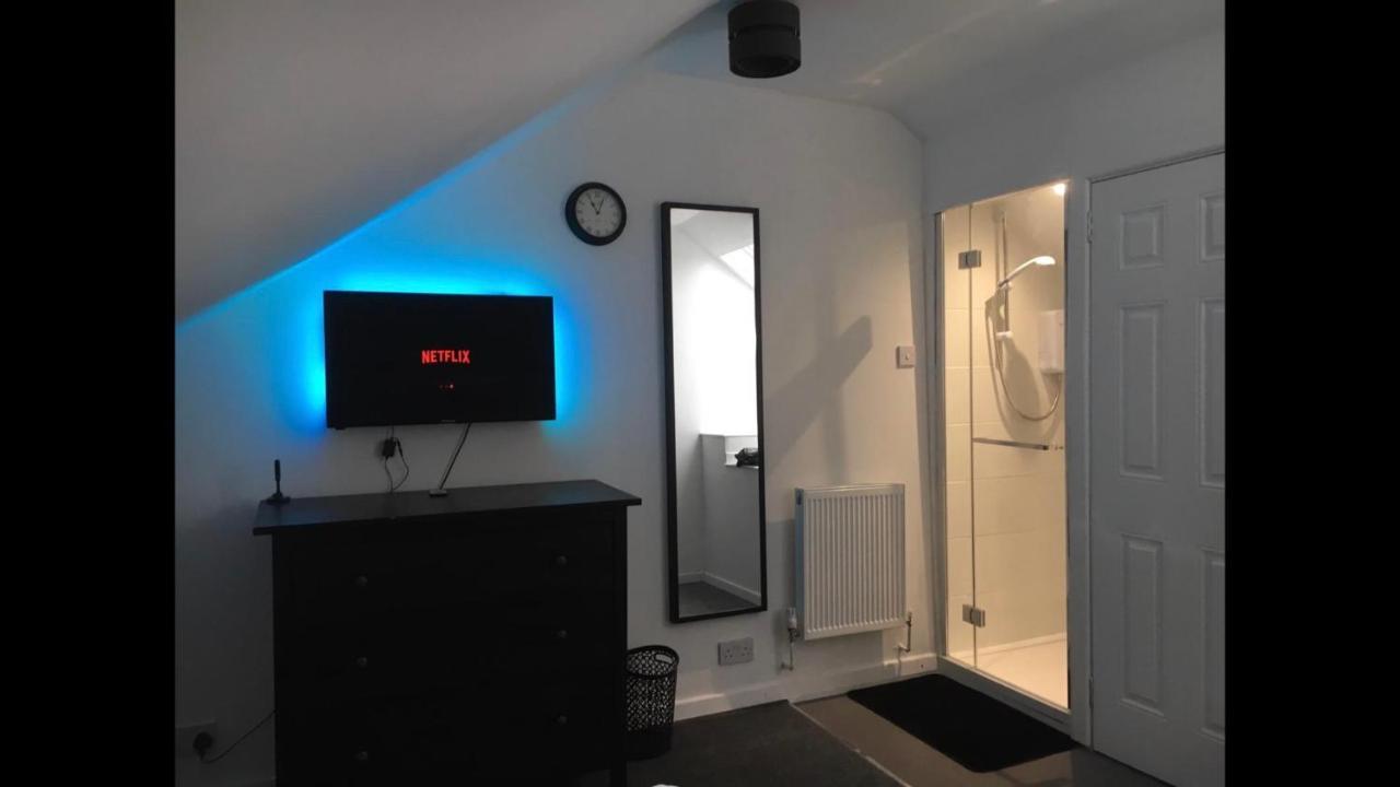 ダンディー Scotland Beds Bed & Breakfast エクステリア 写真